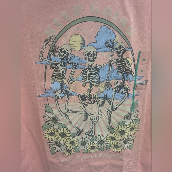 Zoe + Liv Skeleton Keep Going Peach SOFT T-shirt!  SZ Meduim #NEW - Picture 6 of 6